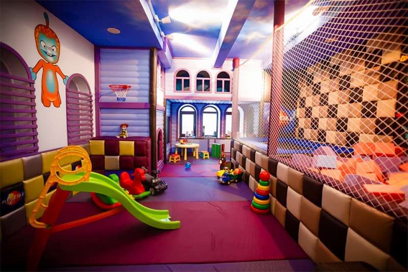 Развлекательный клуб для детей Планета X
