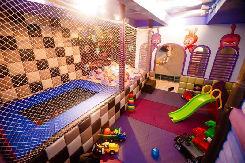 Развлекательный клуб для детей Планета X