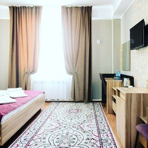 Гостиница Алатау на ночь