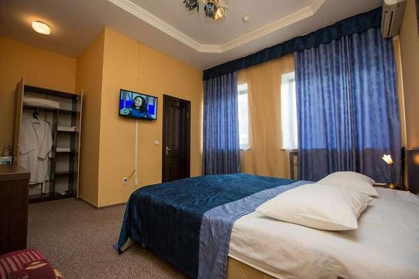 Гостиница Сая на день