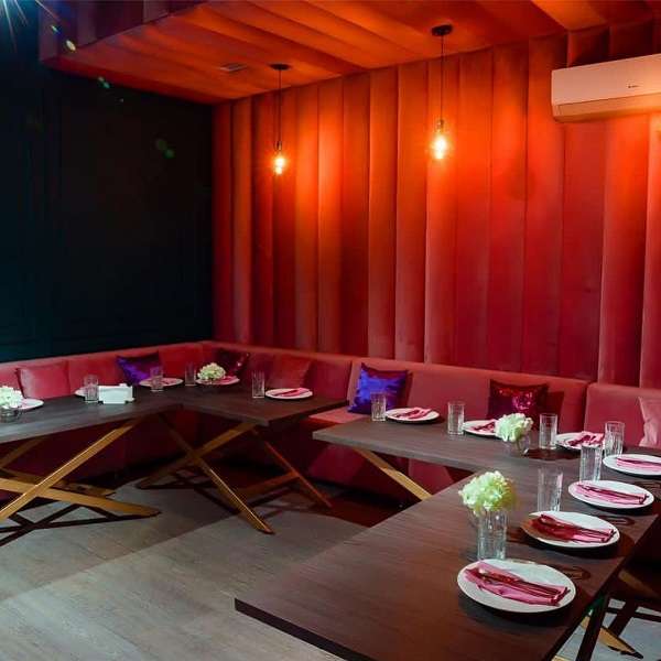 Караоке Бар Be Famous