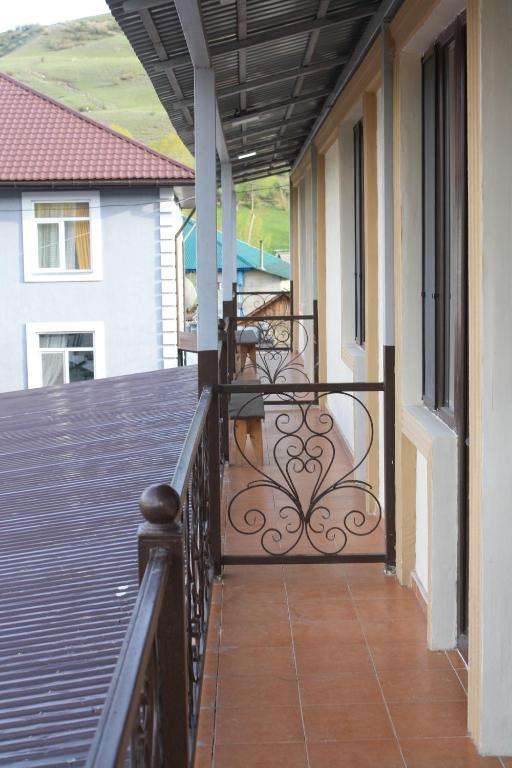 Saty Guest House