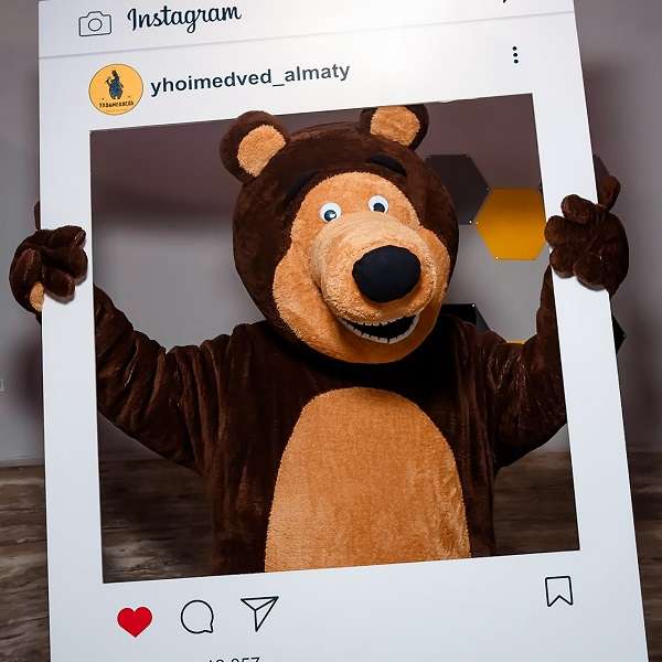 Караоке Ухо и Медведь на Курмангазы