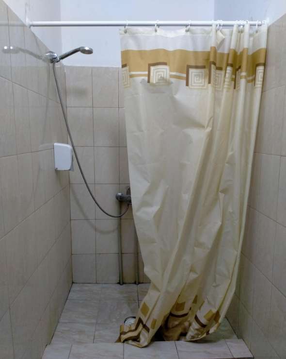 Недорогой Хостел NOMAD при вокзале Алматы 2