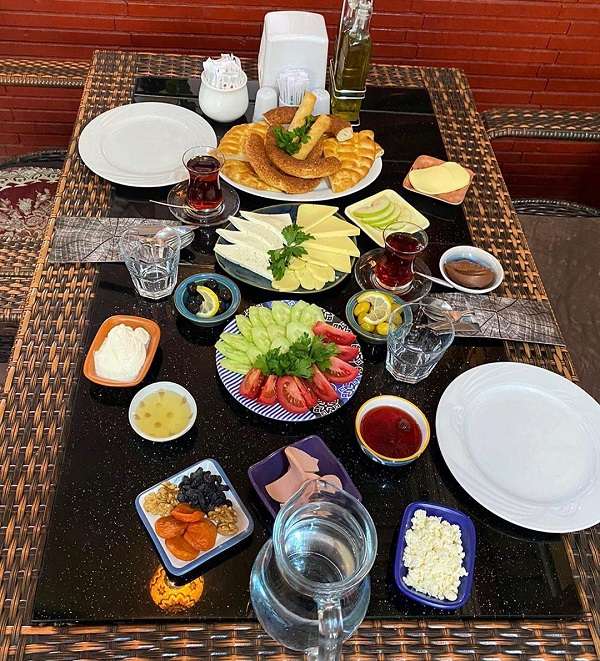 Турецкий Ресторан Cicek MangaL (Чичек Мангал)