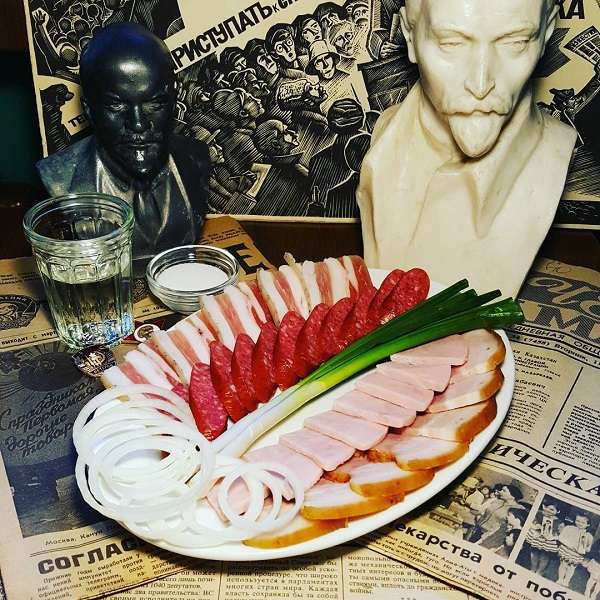 Бильярдный бар Место встречи