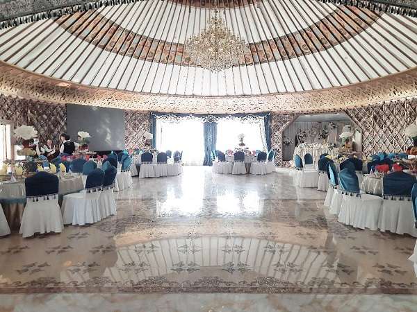 Ресторан в горах Хан Сарай