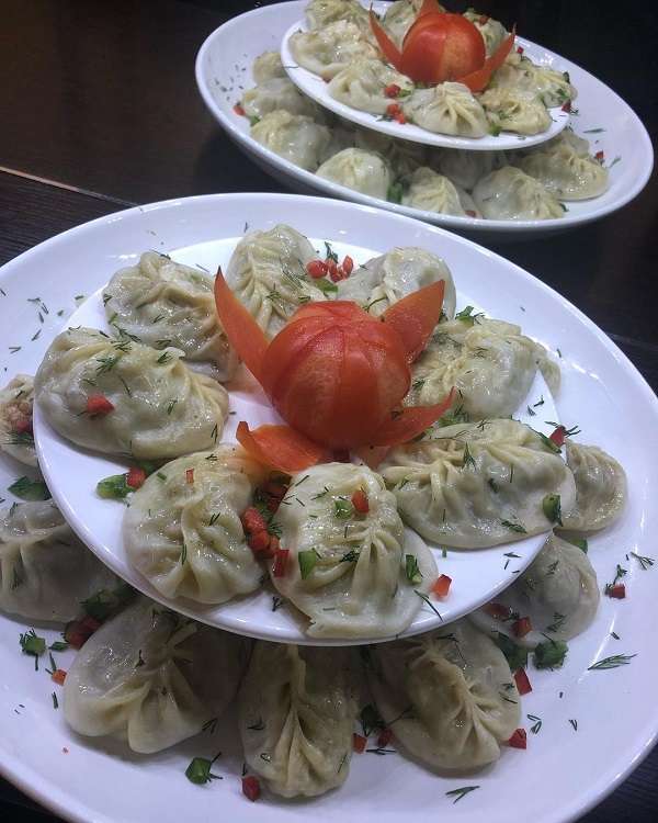 Халал кафе Ай-Ару закрыто