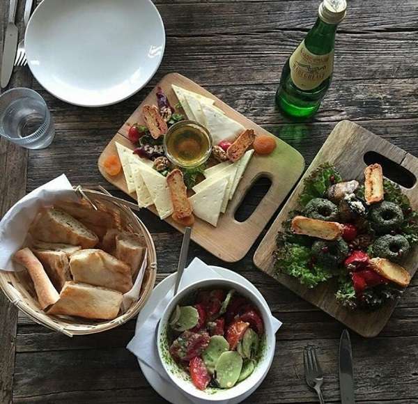 Кафе Гемриели