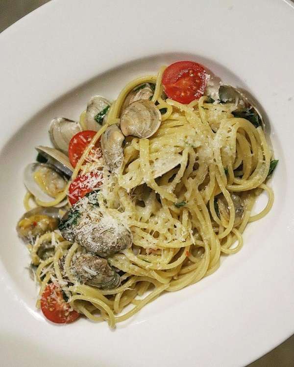 Бар-винотека PROVINO Wine Bar & Store 