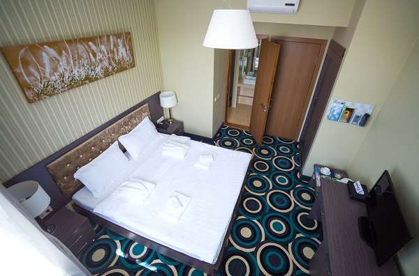 Гостиница Mildom Apartments на Богенбай батыра