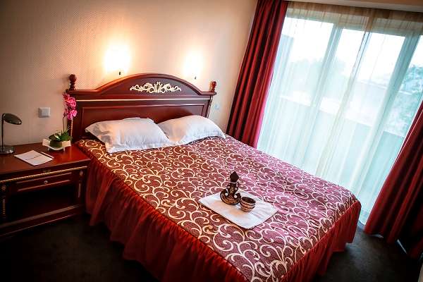 Гостиница Алма-Ата в Алматы в центре