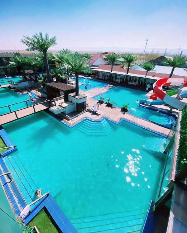 Семейная база Eco Park 