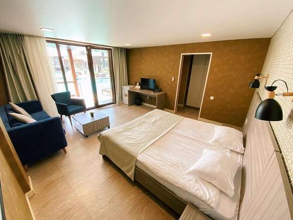 Семейная база Eco Park 