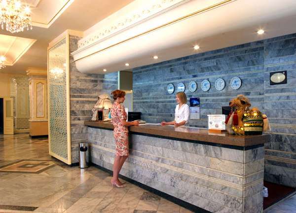 Гостиница Отырар на Гоголя