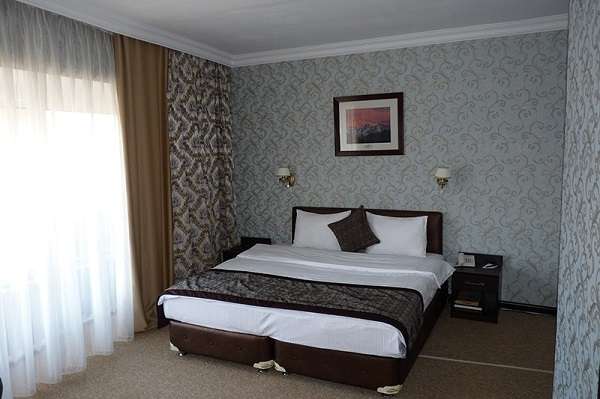 Гостиница Премьер Алатау посуточно