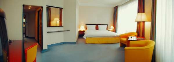 Rahat Palace Hotel - недалеко от посольства России