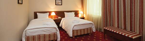 Гостиница Тянь-Шань (Гранд-отель) на Богенбай Батыра