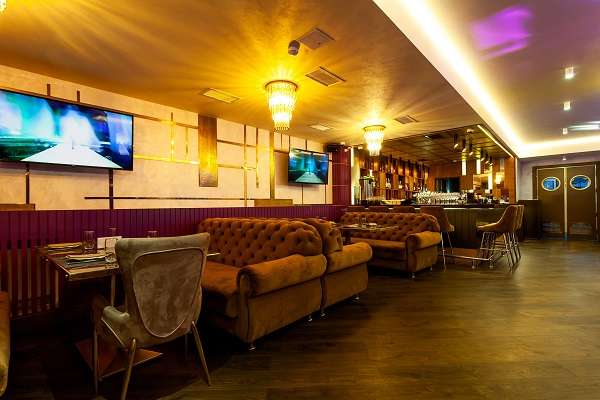 Караоке ресторан MILLIONAIRE