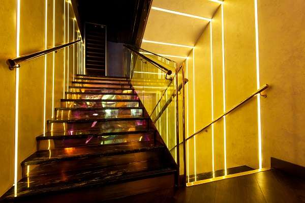 Караоке ресторан MILLIONAIRE