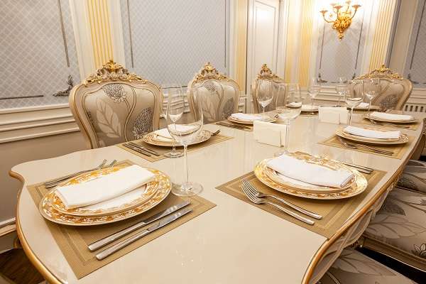 Караоке ресторан MILLIONAIRE