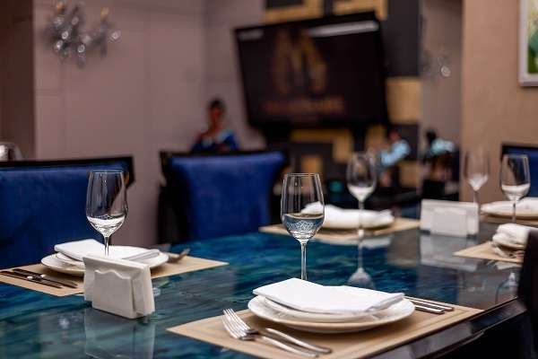 Караоке ресторан MILLIONAIRE