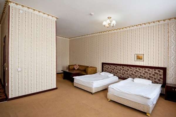 Гостиница Жетi Казына по часам