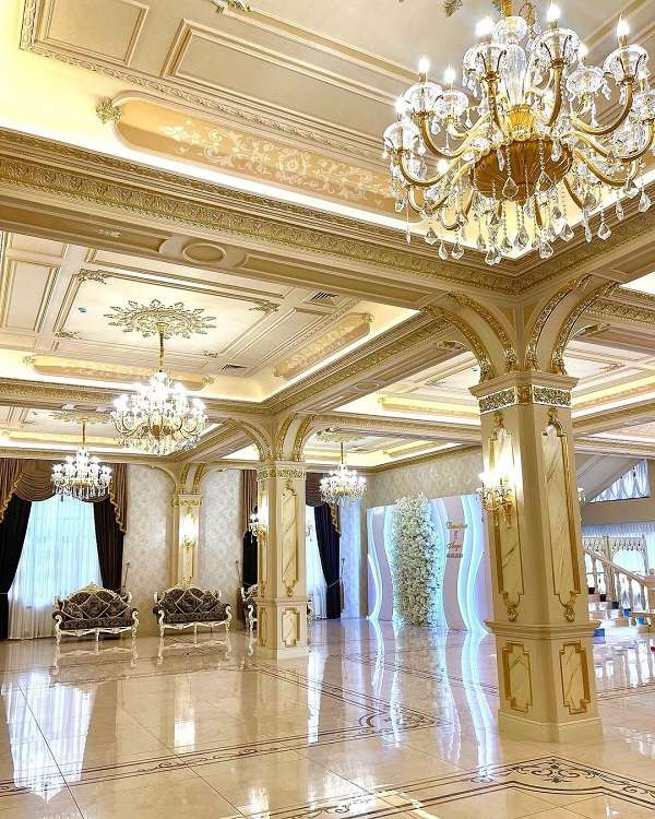 Зал Торжеств Louvre Ball Room