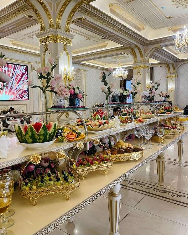 Зал Торжеств Louvre Ball Room