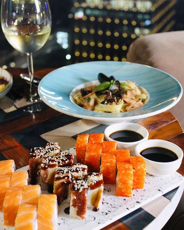 Лаундж бар Мята sky (бывш. Пекин Палас)