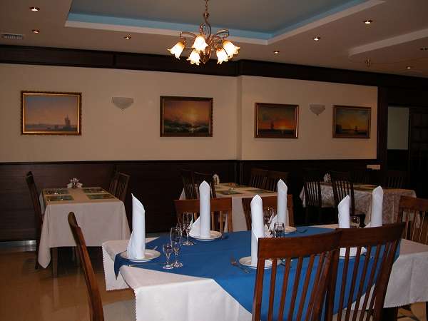 Гостиница Меркурий и К на ночь