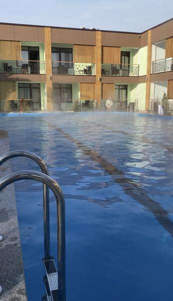 Курортный отель All Seasons