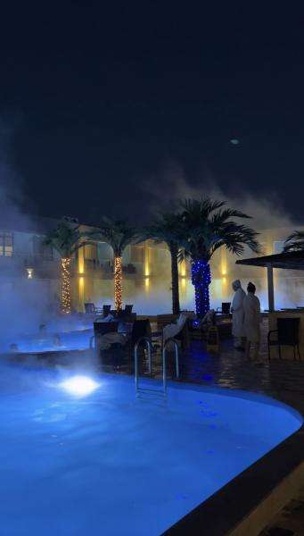 Курортный отель All Seasons