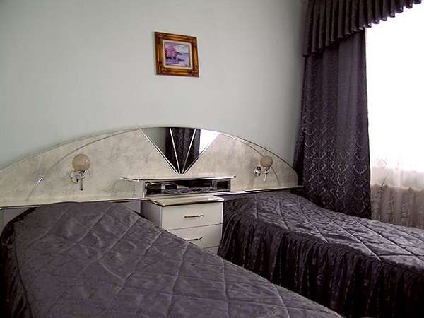 Гостиница Эверест на ночь