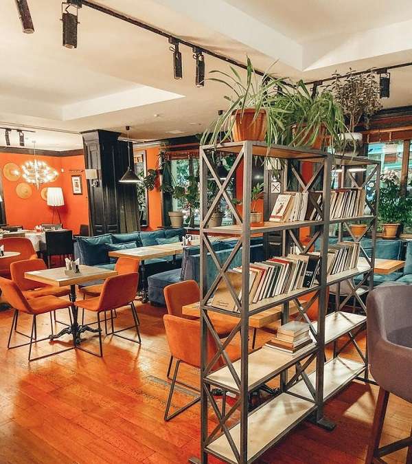 Кафе Карлыгаш