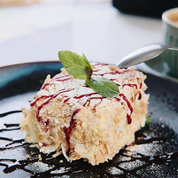 Кафе Карлыгаш