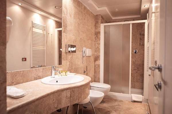 River Palace Hotel (Ренко) в центре