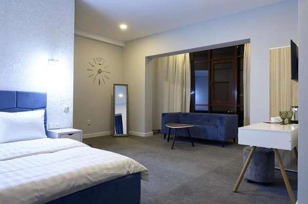 Гостиница Montana