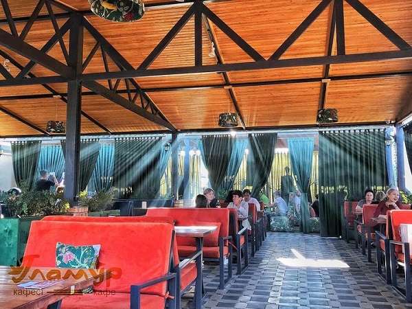 Кафе Гламур на Хмельницкого (семейное кафе)