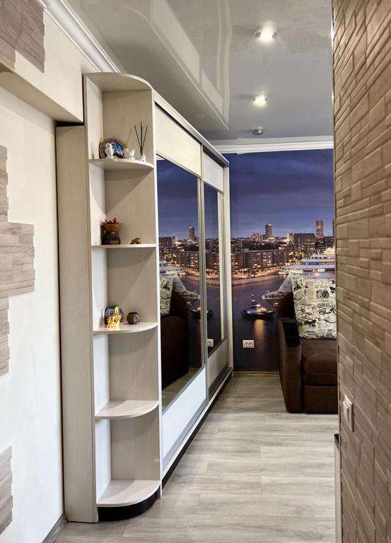 Квартира посуточно в центре (может разместиться 3 человека)