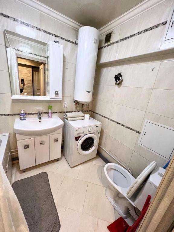 Квартира посуточно в центре (может разместиться 3 человека)