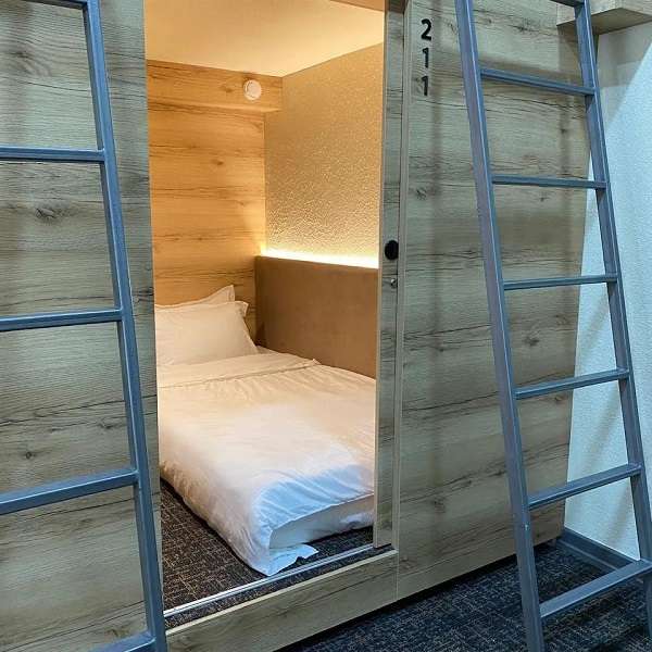 Aq Capsule hotel