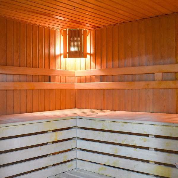 Особняк в горах с теплым бассейном