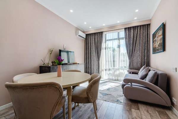 Двухкомнатная квартира на Шарипова