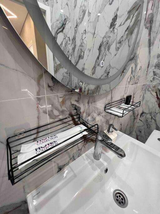 Двухкомнатная квартира на Достык