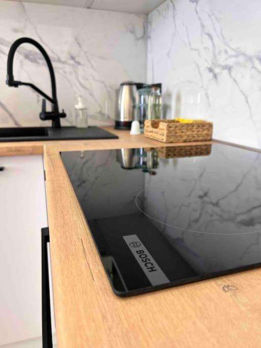 Двухкомнатная квартира на Достык