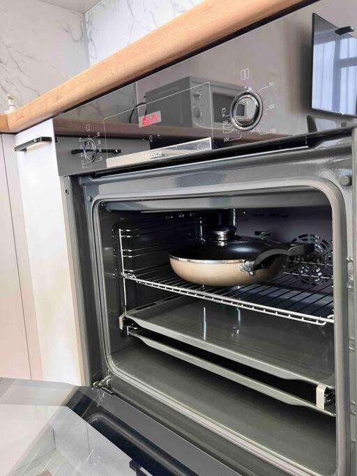 Двухкомнатная квартира на Достык