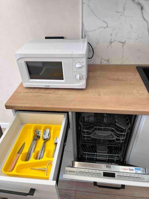 Двухкомнатная квартира на Достык