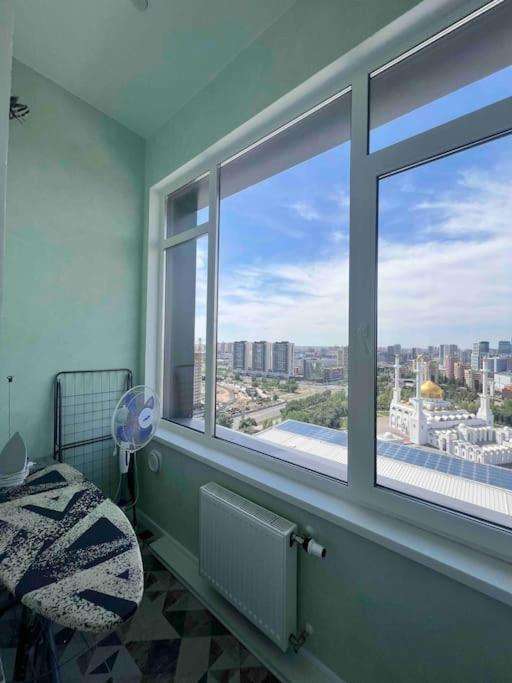 Двухкомнатная квартира на Достык