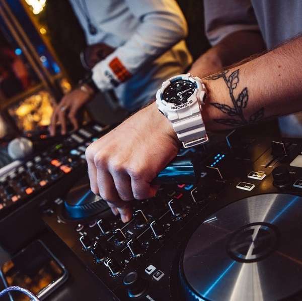 ШИШКА lounge & karaoke